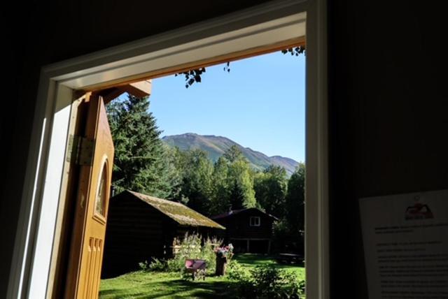 Hope Alaska'S Bear Creek Lodge Exteriör bild
